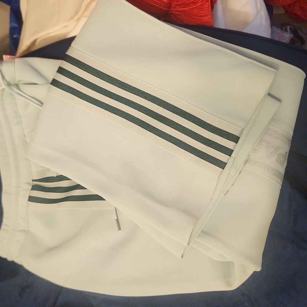 Pant - Picture 2 of 3